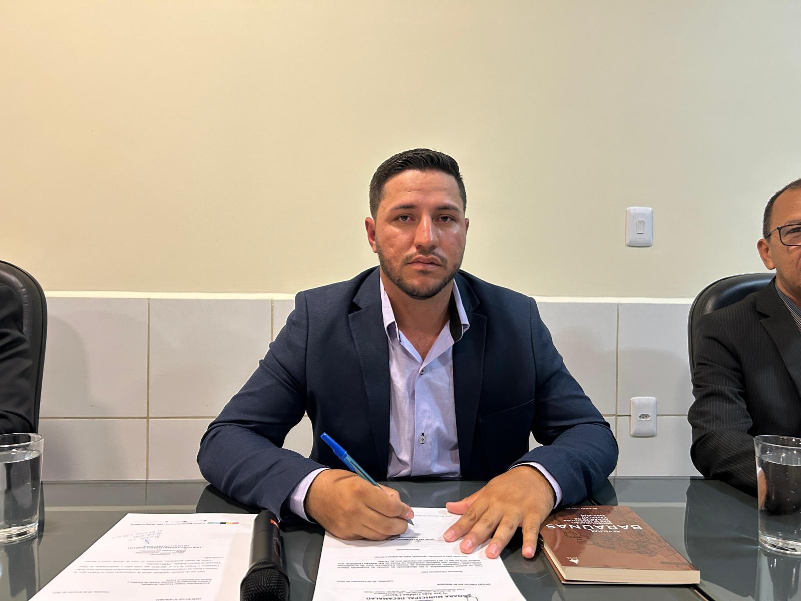 Câmara Municipal de Camalaú Realiza Reunião Ordinária com Aprovação de Diversos Requerimentos