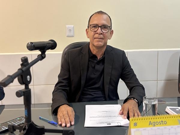 Câmara Municipal de Camalaú aprova uma série de requerimentos voltados à infraestrutura, bem-estar animal, agricultura e valorização profissional