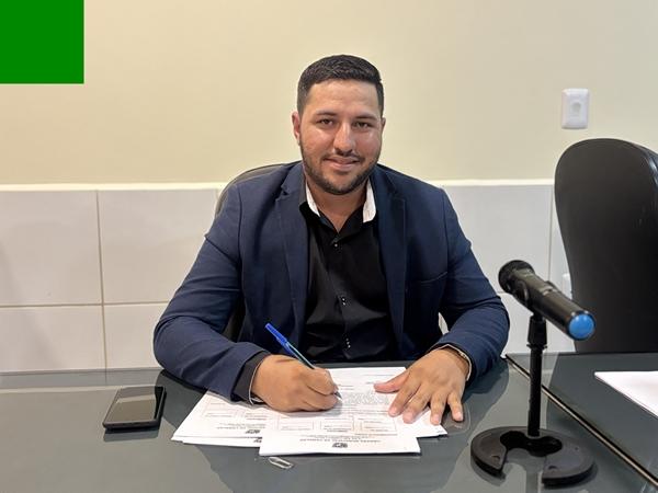 Câmara Municipal de Camalaú aprova uma série de requerimentos voltados à infraestrutura, bem-estar animal, agricultura e valorização profissional