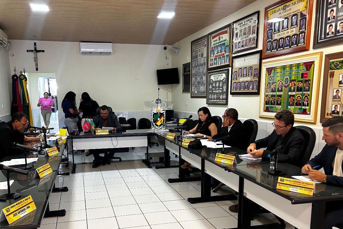 Câmara de Camalaú realiza sessão...