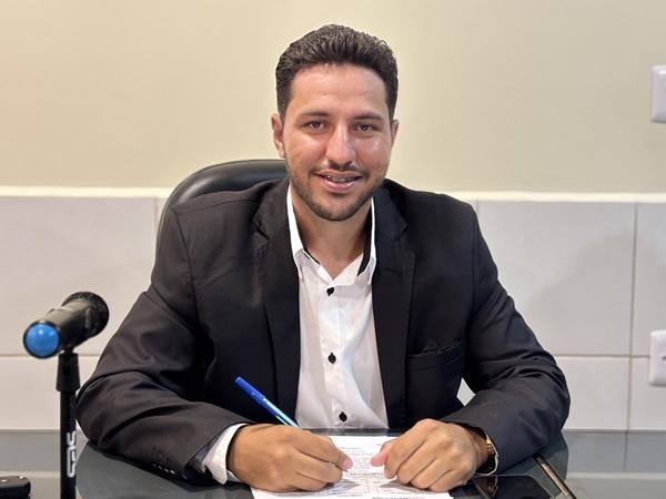 Câmara de Camalaú aprova série de requerimentos durante 3ª Sessão Ordinária na última sexta (13) Câmara de Camalaú aprova série de requerimentos durante 3ª Sessão Ordinária na última sexta (13)