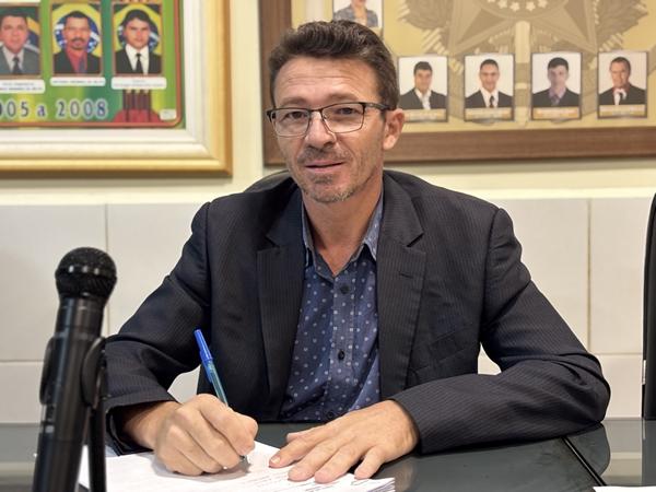 Câmara Municipal de Camalaú aprova requerimentos voltados à infraestrutura, saúde, cultura e fiscalização