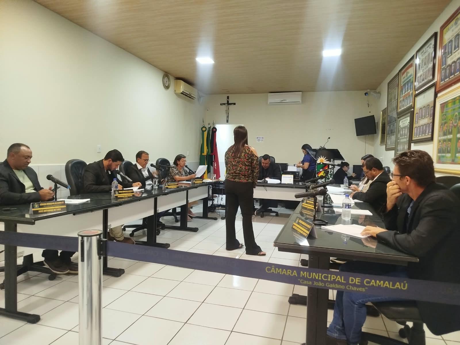 CÂMARA MUNICIPAL DE CAMALAÚ APROVA REQUERIMENTOS NA 10ª SESSÃO ORDINÁRIA